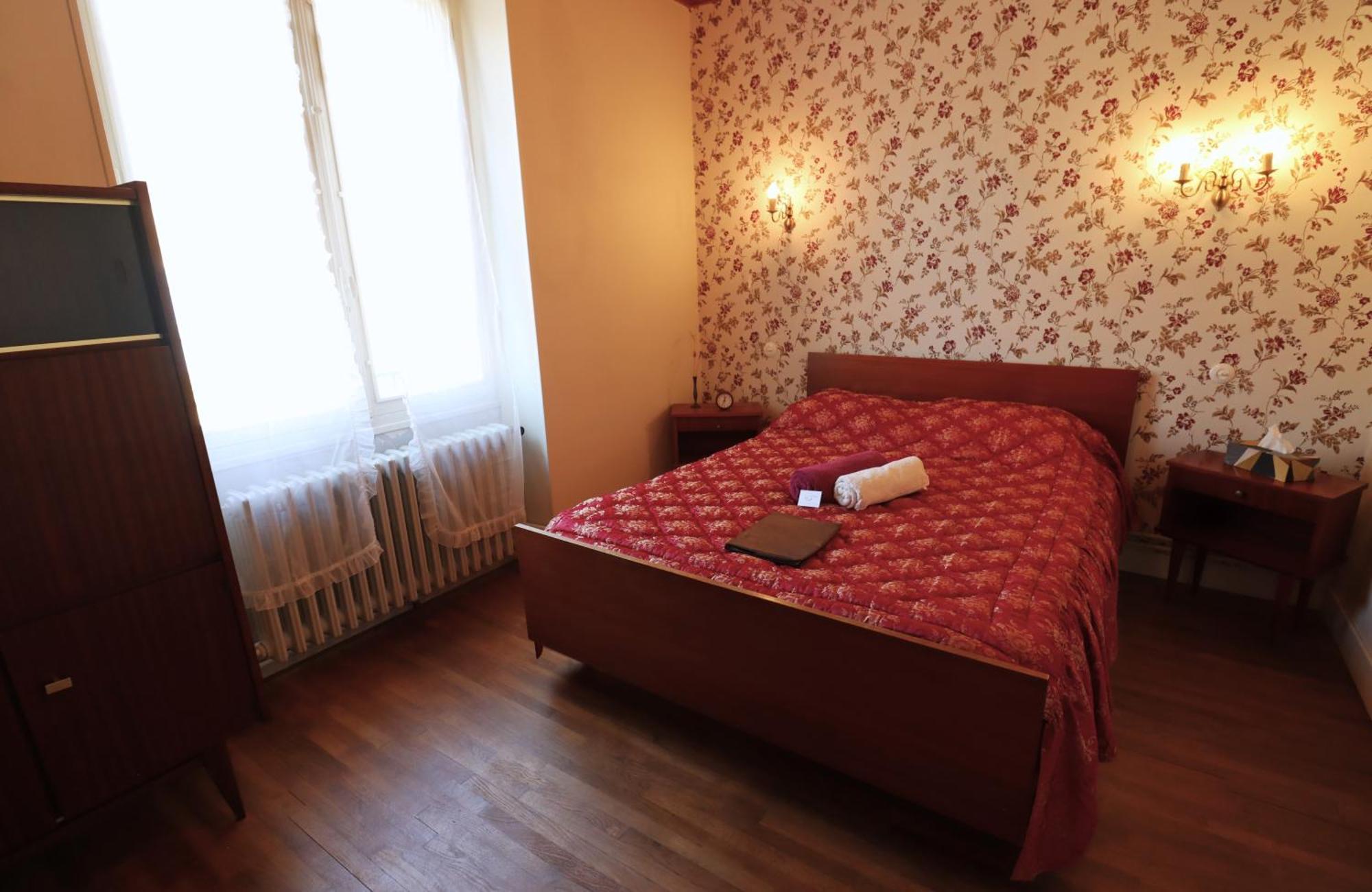 Location De Chambres Bienvenue Chez Meme Treigny Exteriör bild